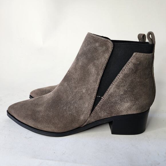 Marc Fisher Ignite Point Toe Bootie Women's 6.5M Gray Suede Ankle Boot - Picture 5 of 9